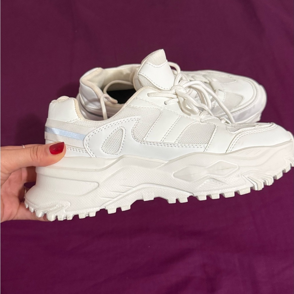 Women's White Sneakers
